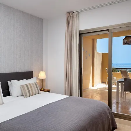 Appartamento 2-br Middle Floor With Sea Views